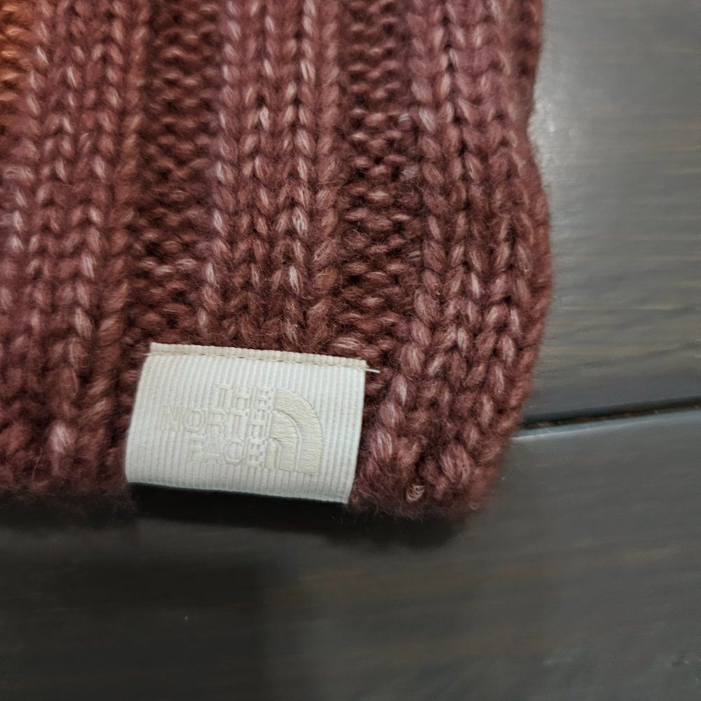 The North Face Women's Oh Mega Fur Pom Wild Ginger Beanie - Picture 5 of 12